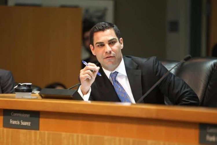 Miami Mayor Suarez Considers Buying Bitcoin Amid Growing Acceptance