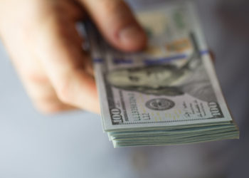 Bitcoin Handover to Rich Wallets Underway as Price Declines: Analyst