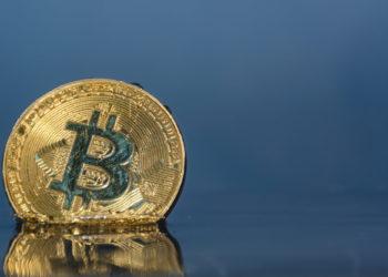 Bitcoin Overtakes Russian Ruble, Inches Closer To Top Ten Global Currencies