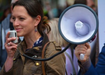 Meet the Influencers Bringing Blockchain To Mainstream Consumers