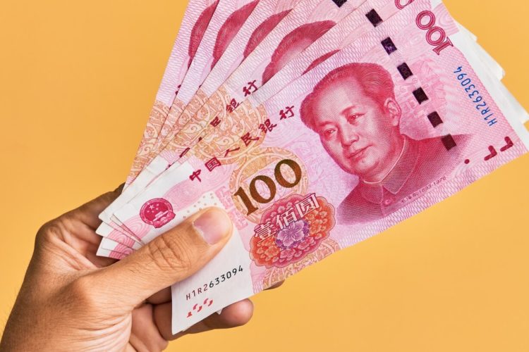 Chinese Tech Giants Pay Big for Blockchain Talent in Crowded Field