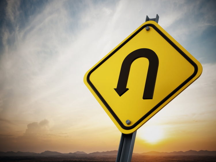 Trader Warns Of Bitcoin Reversal Pattern