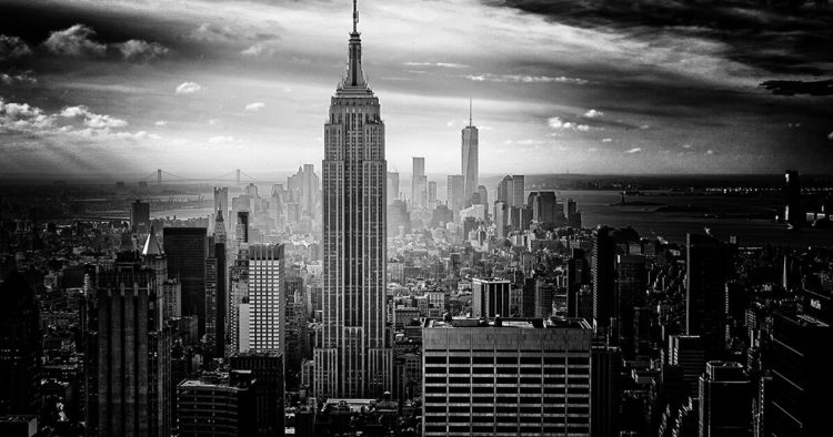 Another billionaire moves into crypto, but New York regulators sound alarm