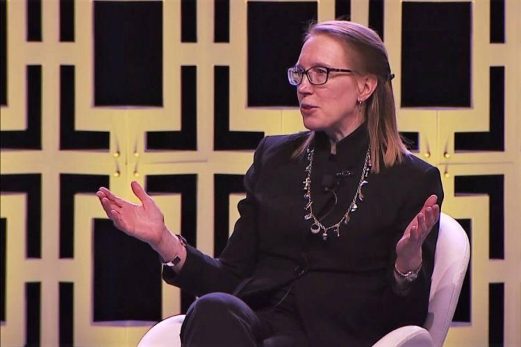 SEC’s ‘Crypto Mom’ Updates Token Safe Harbor Proposal on GitHub