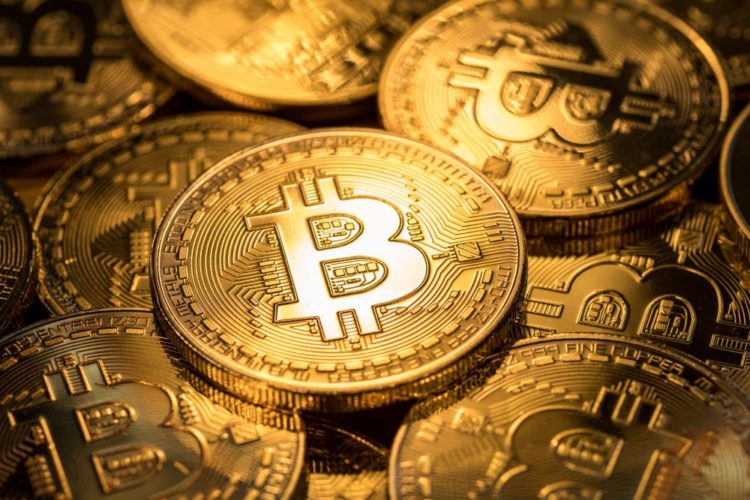 Bloomberg report says Bitcoin is replacing gold faster than expected