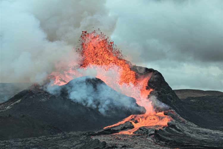 Latin America, Caribbean Could Use Thousands Volcanoes To Mine Bitcoin
