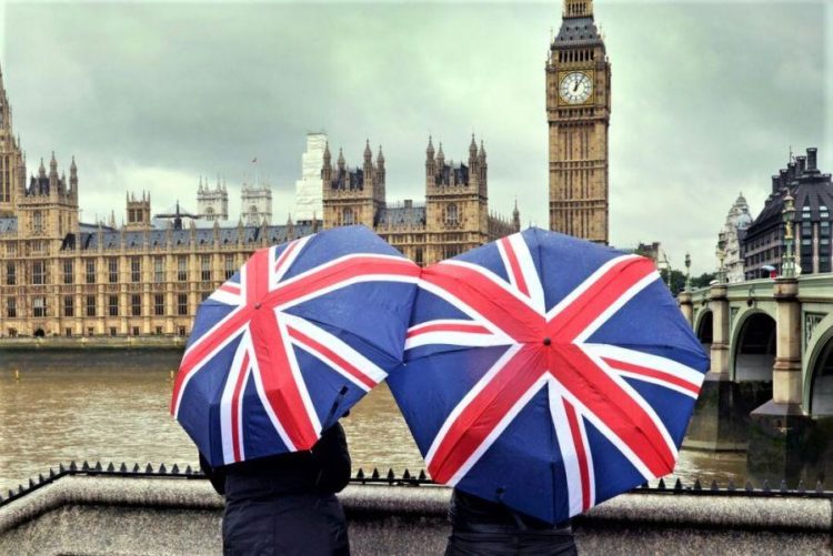 British Financial Advisers Don’t Like Crypto & Meme Stocks + More News