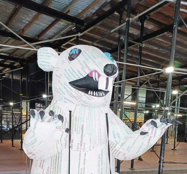 Inflatable Bitcoin Rat Makes Comeback Due To Federal Reserve Ethics Issue