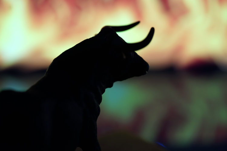 Could A Bitcoin Bull Flag Leave Bears Blindsided