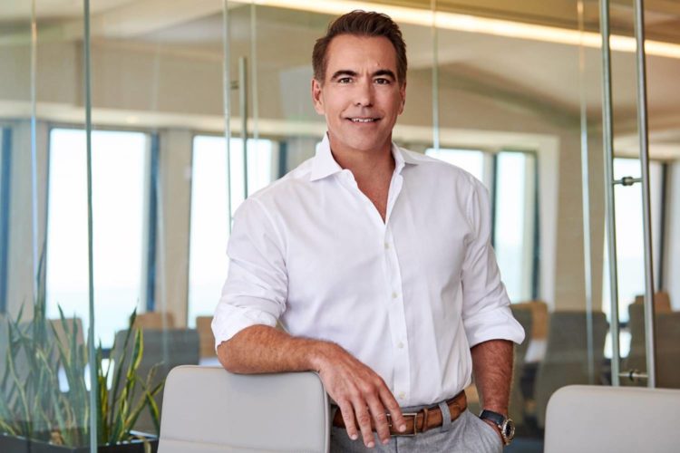 Billionaire Orlando Bravo’s Firm Plans to Invest in Blockchain Tech Firms