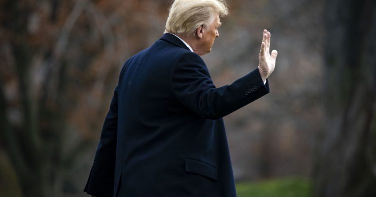 Trump Banking Regulator Determined Banks Should Be Allowed to Trade Crypto: Report