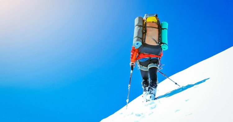 First Mover Asia: Bitcoin Edges Toward $58K; Altcoins Recover From 7-Day Lows