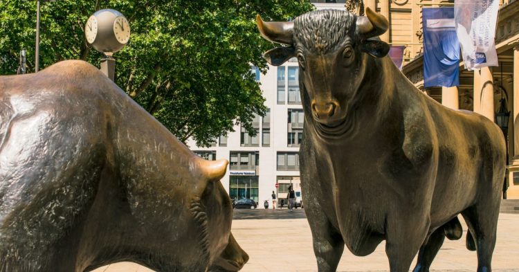 Bitcoin Expected to Breakout and Rise with Altcoins