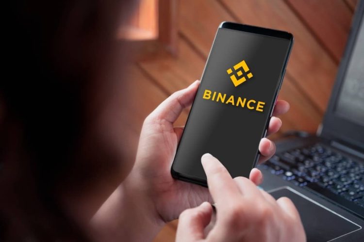 Binance temporarily freezes DOGE withdrawals after glitch