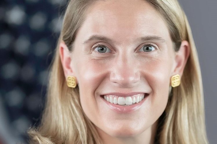 DeFi Industry Must Tackle Lack Of Transparency, Pseudonymity: SEC Commissioner