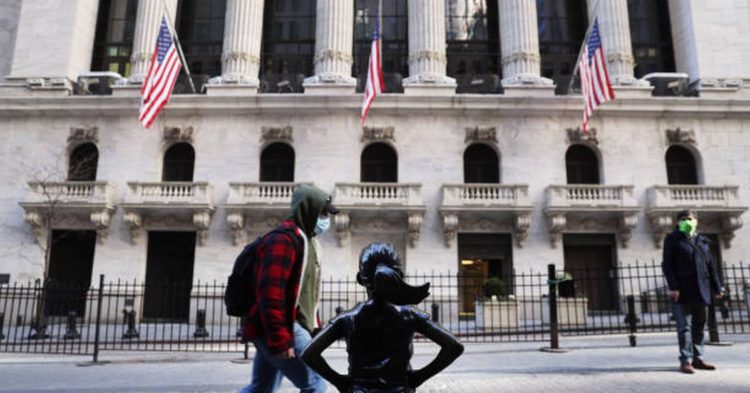 Bitcoin, Altcoins Regain Ground After Early Weekend Spiral; Trading Volume Levels Off After an Intense Saturday