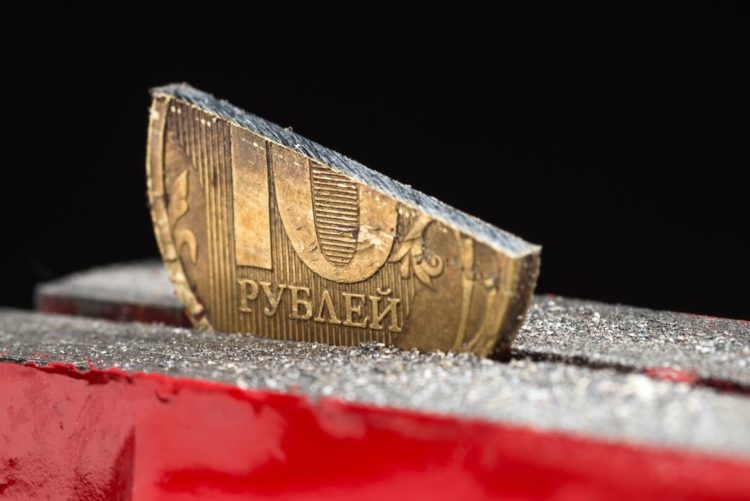 Russian Central Bank Ramps up USD Exchange Rate as Ruble Run Worries Mount