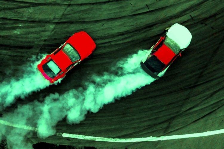 A Race Between Traditional Businesses and Crypto-based Financial Services