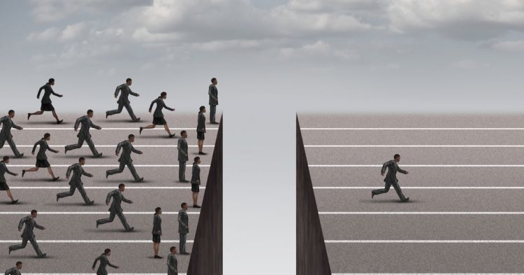 Bitcoin Stabilizes as Altcoins Take the Lead