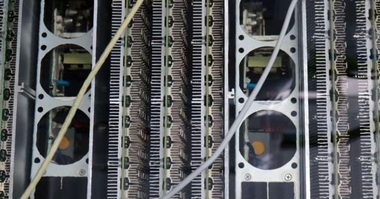 Bitcoin Miner Argo Blockchain ‘Leans Toward’ Designing Custom Miners With Intel Chips