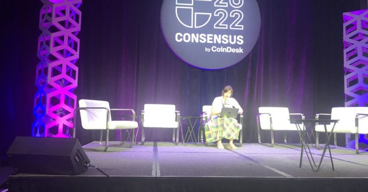 a Conversation About Pseudonymity With Default Friend at Consensus