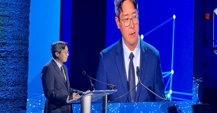 US Banking Watchdog Says Crypto Turmoil Reinforces Cautious Approach