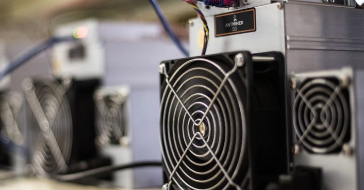 A Bear Market Survival Strategy for Crypto Miners; Bitcoin, Ether Prices Remain in Holding Pattern