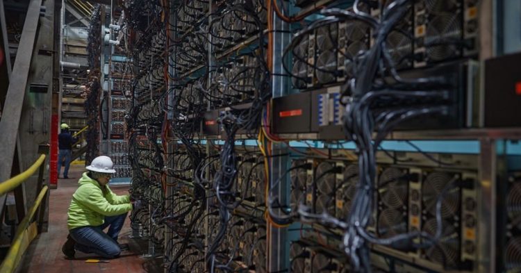 Bitcoin Miner Greenidge Generation Shares Fall as Revenues Miss Estimates