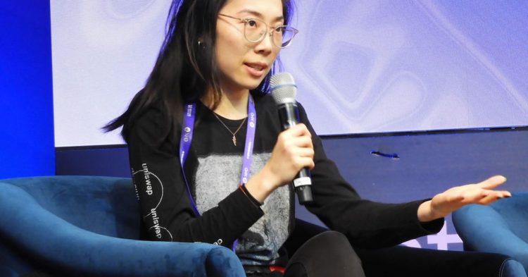 Optimism Token Flash Crashes 10% on False Rumors of a Major Hack