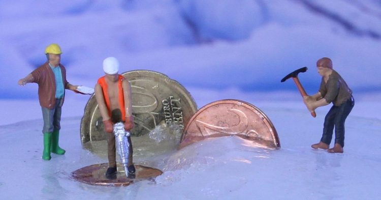 Market for Compound Ether Token ‘Frozen’ After Code Bug Kills Price Feed