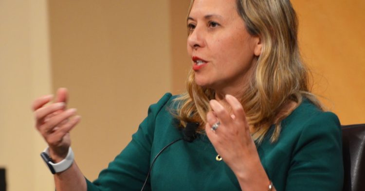 CFTC Commissioner to Pitch Retail Investor Definition to Get Set for Crypto