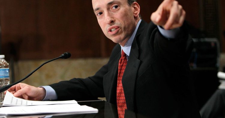 SEC Chairman Says CFTC Should Get More Power to Oversee Stablecoins: Report