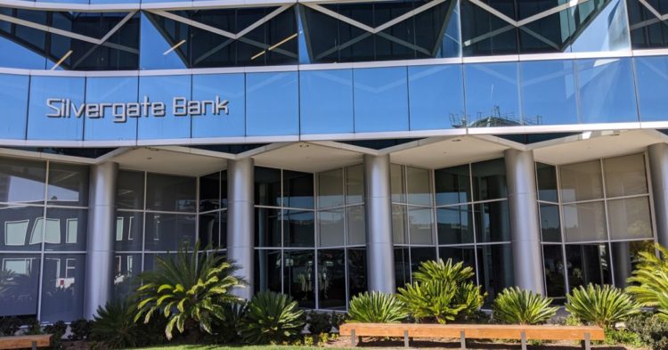 Crypto Bank Silvergate to Miss Goal of Offering Stablecoin This Year