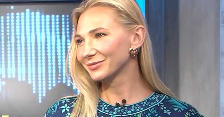 From Hair Stylist to Crypto Trader