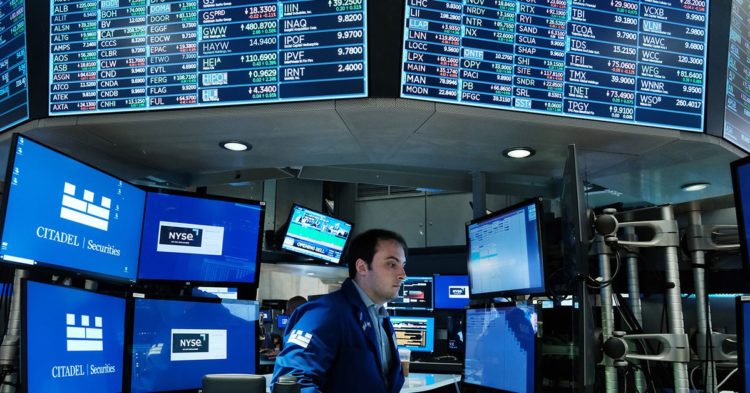 First Mover Americas: Bitcoin and Ether Stay Stable in Chaotic Week in Markets