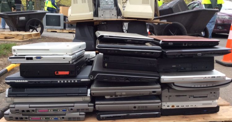 Don’t Mistake Tech Layoffs for a Recession