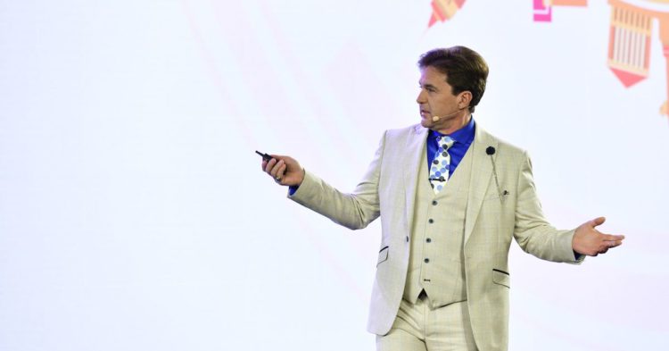 Bitcoin.org's 'Cøbra' Must Unmask to Challenge Craig Wright's Legal Costs, UK Court Rules