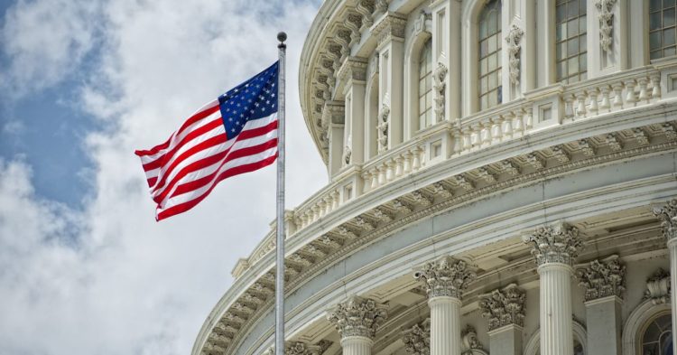 US Senators Warren, Marshall Introduce Digital Assets Anti-Money Laundering Bill