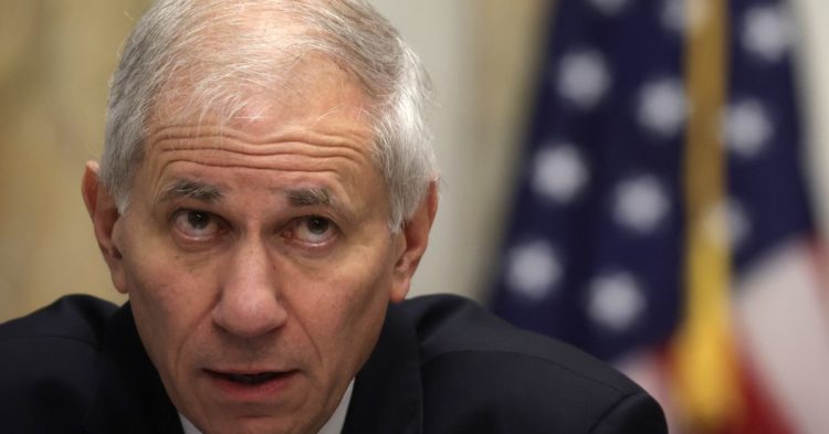 FDIC Cites Poor Management, Contagion Risk as Reasons for Signature Bank’s Failure