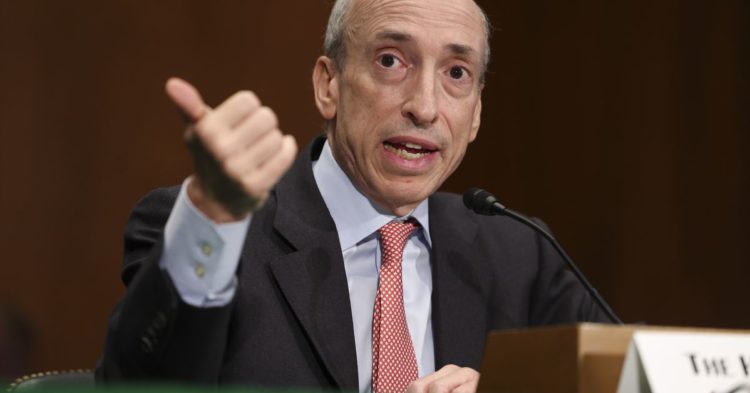 U.S. SEC Poised to Move Toward DeFi Oversight As It Reopens Proposed Regulations