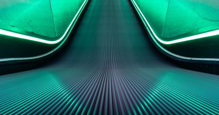 True Consumer Protection in Crypto Lies Between Centralization and Decentralization