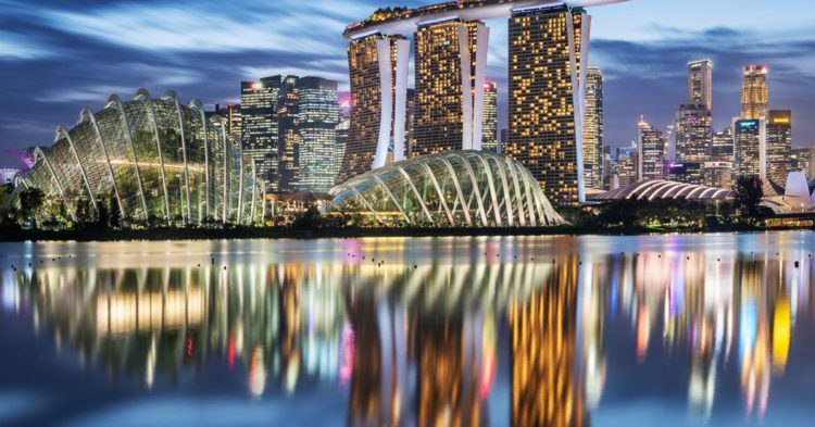 Singapore Working With Banks to Provide Guidance on Crypto Businesses: Bloomberg