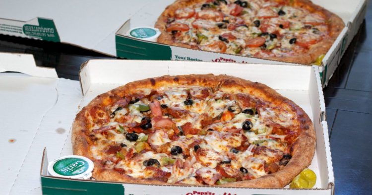 Celebrating Bitcoin Pizza Day: the Time a Bitcoin User Bought 2 Pizzas for 10,000 BTC