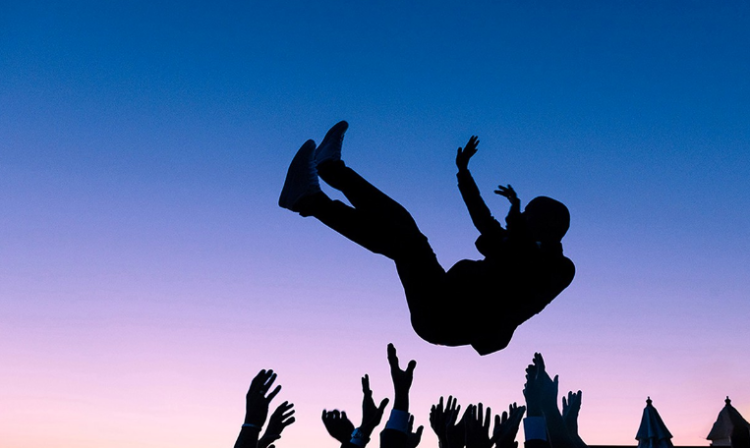 Shiba Inu Struggles To Reverse Trend As Price Hits Support Level