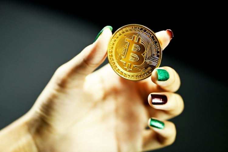 Bitcoin Exchange Supply Continues To Slip, Holders Not Interested In Selling?