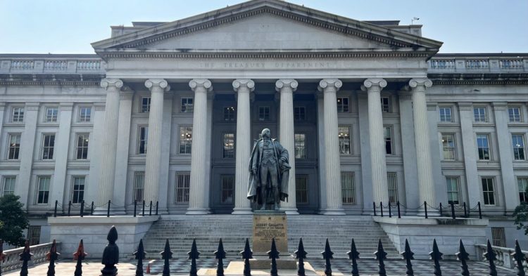 Sweeping Tax Proposal From U.S. Treasury Department Met With Boos From Crypto World