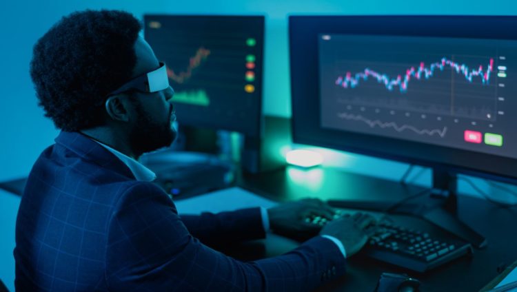 Whales, Fresh Wallets Accumulating, Maker (MKR) Spikes 120% In 3 Months