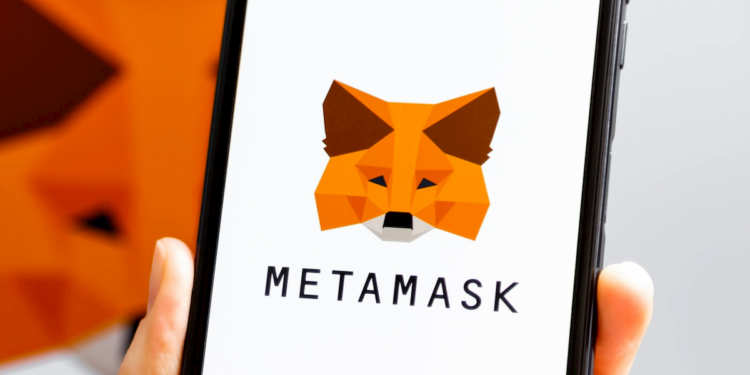 Crypto And NFT Wallet MetaMask Removed From Apple App Store – What’s Happening?