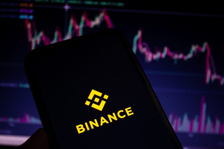 Crypto Market Reacts: Binance CEO Changpeng Zhao Steps Down
