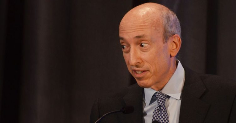 Coinbase's SEC Clash Faces First Major Test as Judge Weighs Longshot Dismissal